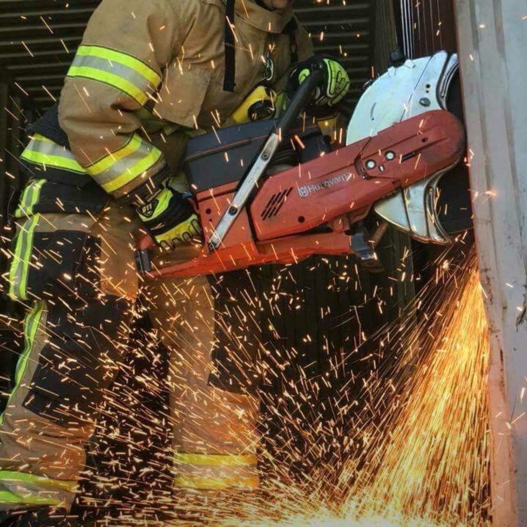 Ringers Gloves R-327 Extrication Barrier1, Heavy Duty Extrication Gloves, Large, Hi-Vis (327-10)