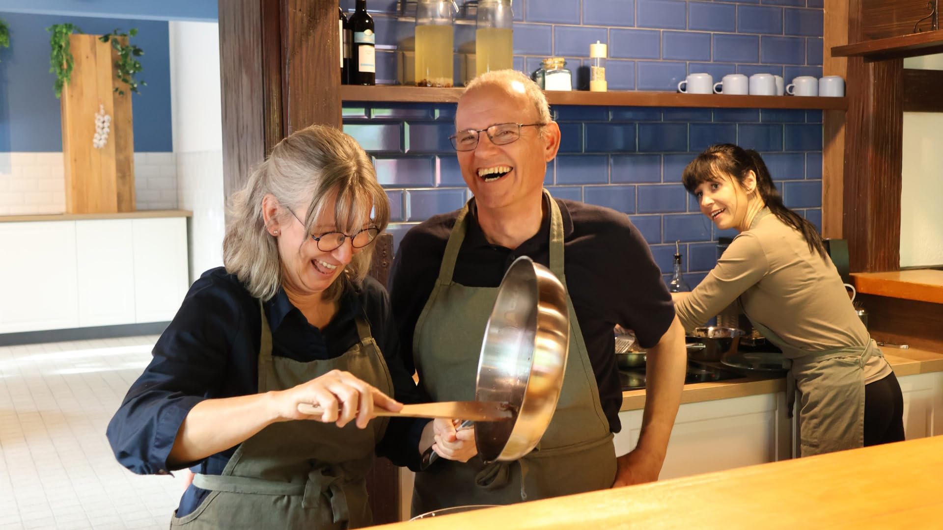 JOCHEN SCHWEIZER Geschenkgutschein: Veganer Kochkurs Freiburg im Breisgau (Überraschung)