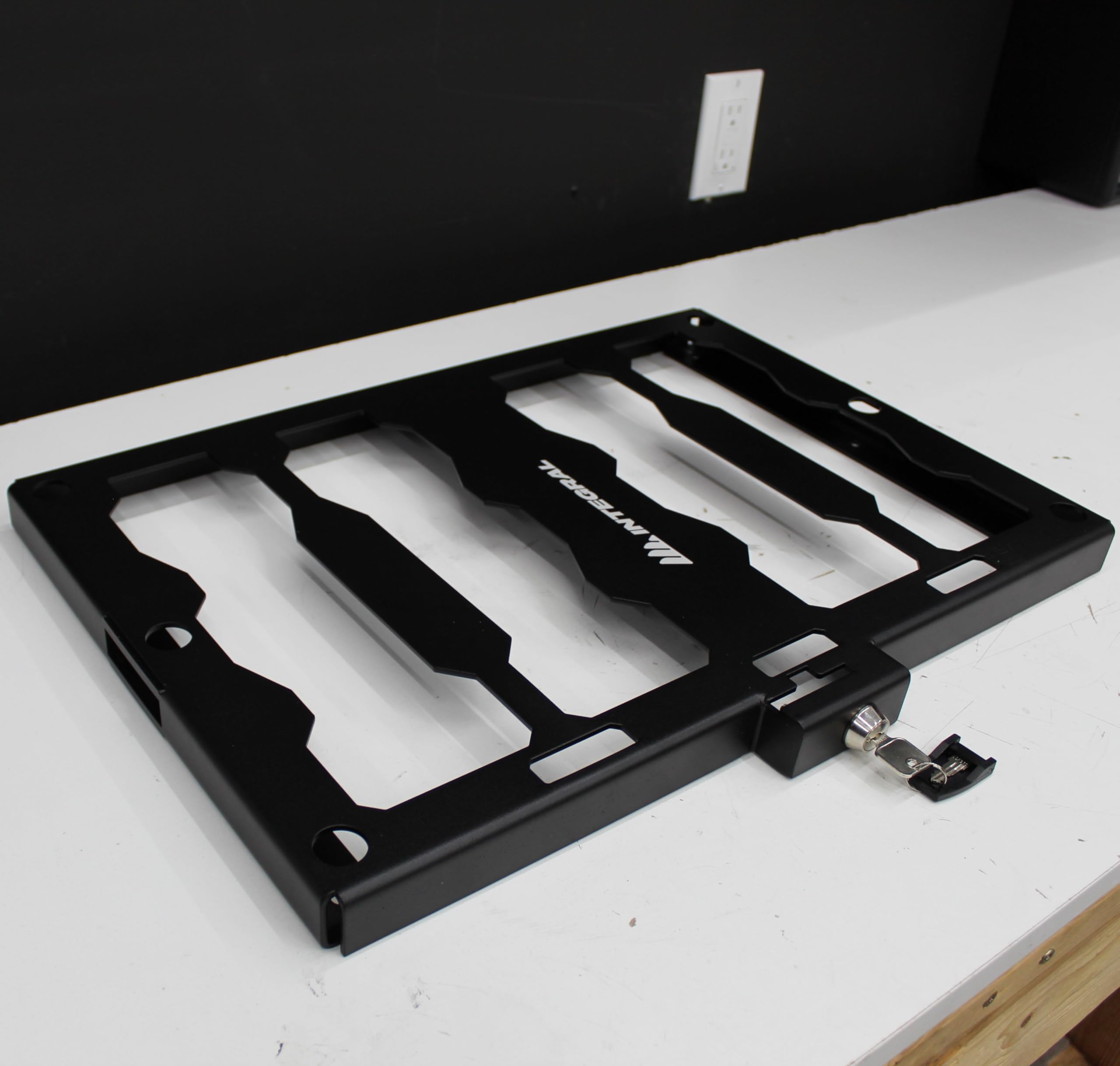 Lock Your Milwaukee Packout - Integral Plate -2