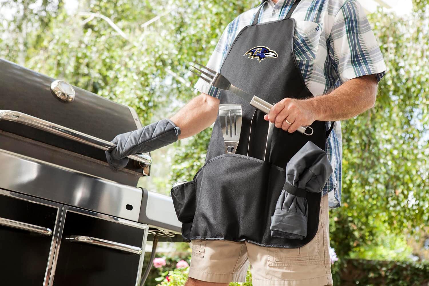Picnic TIME BBQ Apron Tote Pro Grill Set, (Black with Gray Accents)