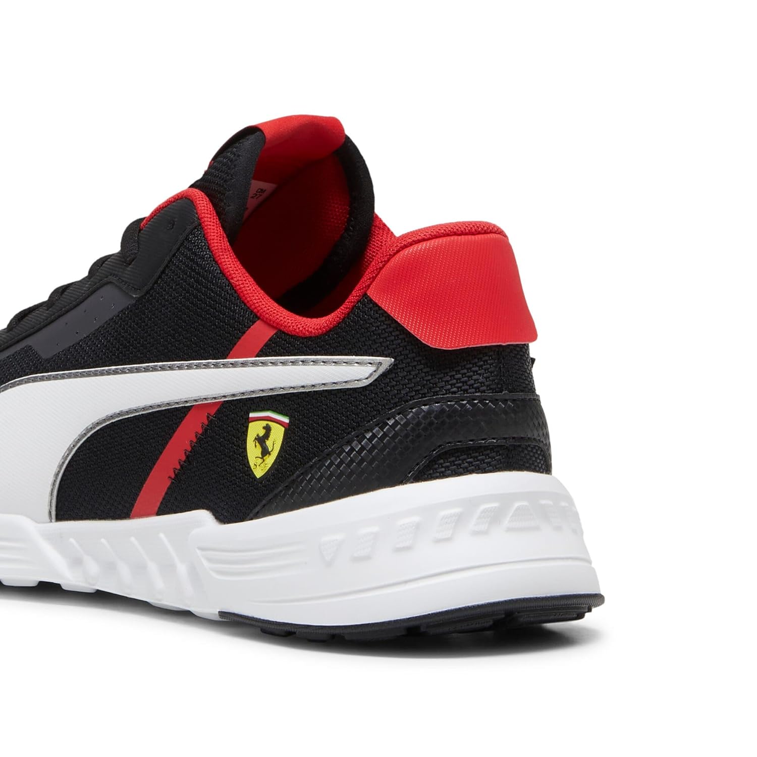 Puma Unisex Ferrari Tiburion Sneaker 3