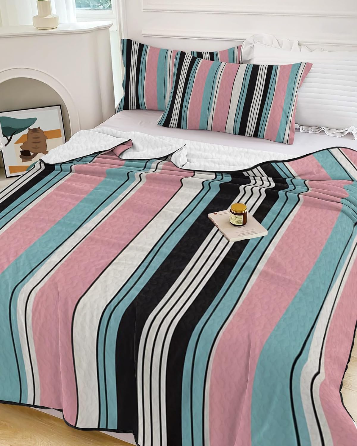 Full Size Quilt Set, Watercolor Bending Stripes Lightweight Bedspread Coverlet Set Soft Microfiber Summer Quilt with 2 Pillow Shams, Pink Blue Lines 3 Piece Comforter Bedding Set