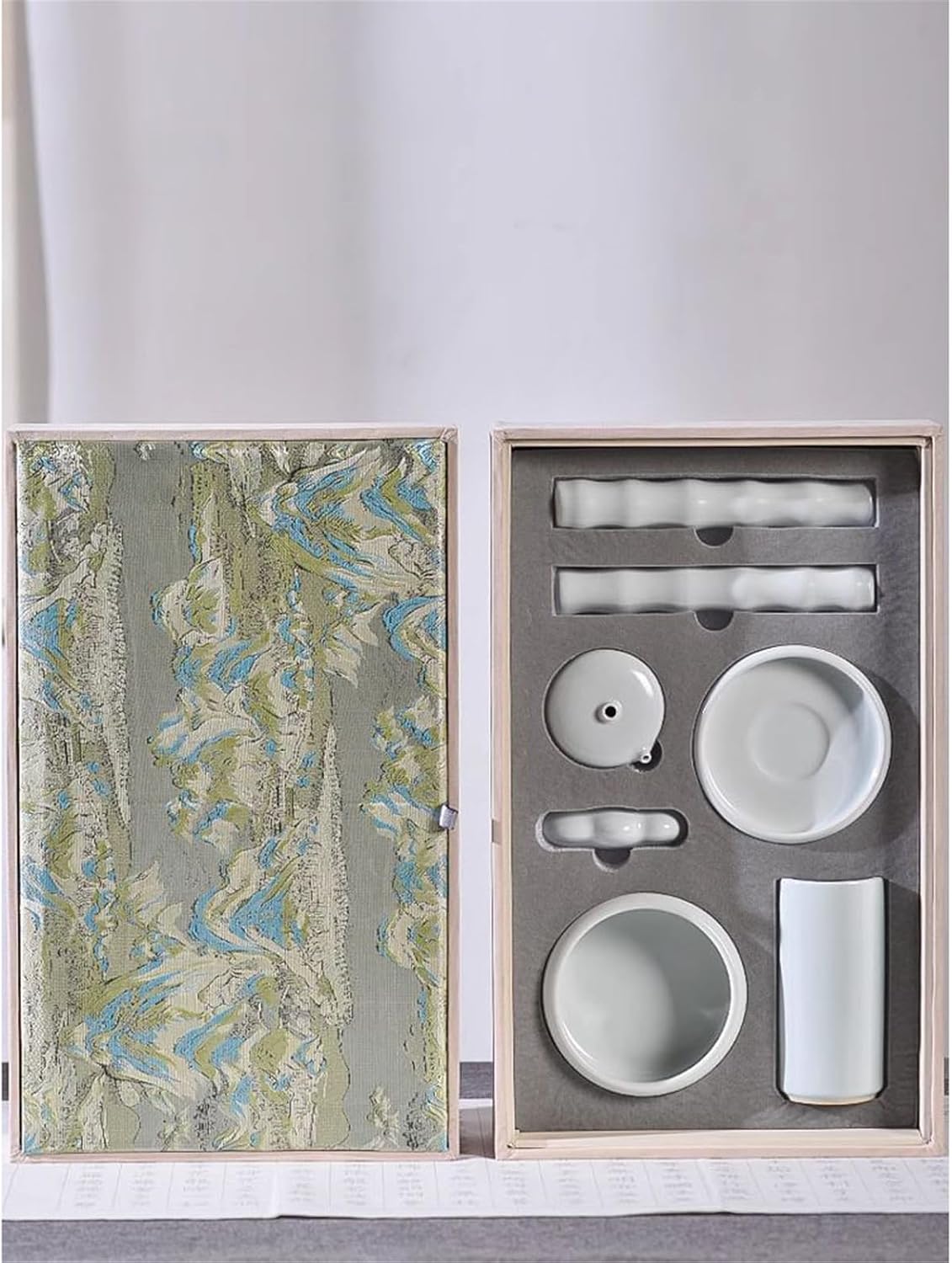 Minimalist Chinese Calligraphy Set with Ceramic Brush, Ink, Paper, Inkstone 文房四宝套装-shape2