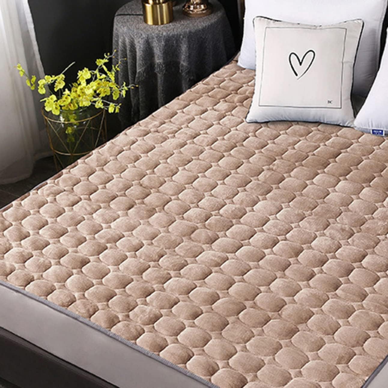 Mattress Pad Flannel Moisture Absorbing Double Size Washable Comfortable to Sleep on Futon (Brown 180 x 200 cm)