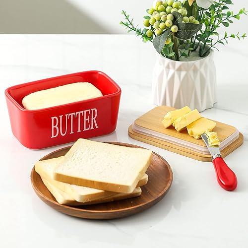 Vista 3 de Hasense Mantequillera con tapa y cuchillo para encimera, recipiente grande para mantequilla con esparcidor de cuchillos de acero inoxidable para Rojo