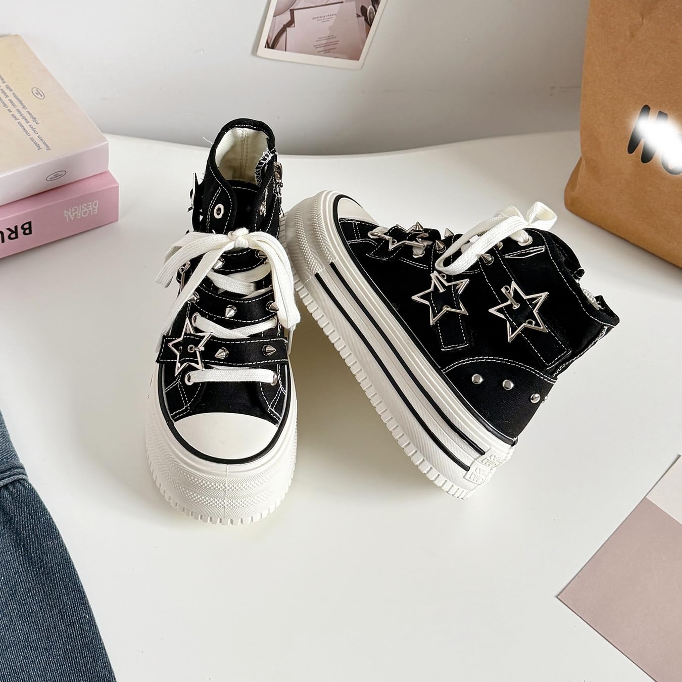Damen Y2K High-Top Sneaker mit Stern Plateau aus Canvas