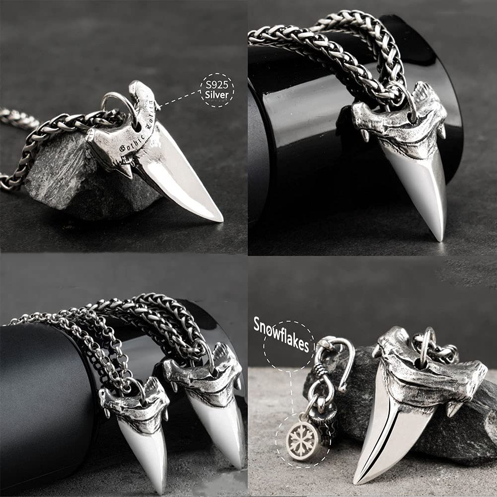 Rode hanger aan stainless steel ketting – handgeschilderde steen - Art by Daan Rode hanger aan stainless steel ketting – handgeschilderde steen - Art by Daan