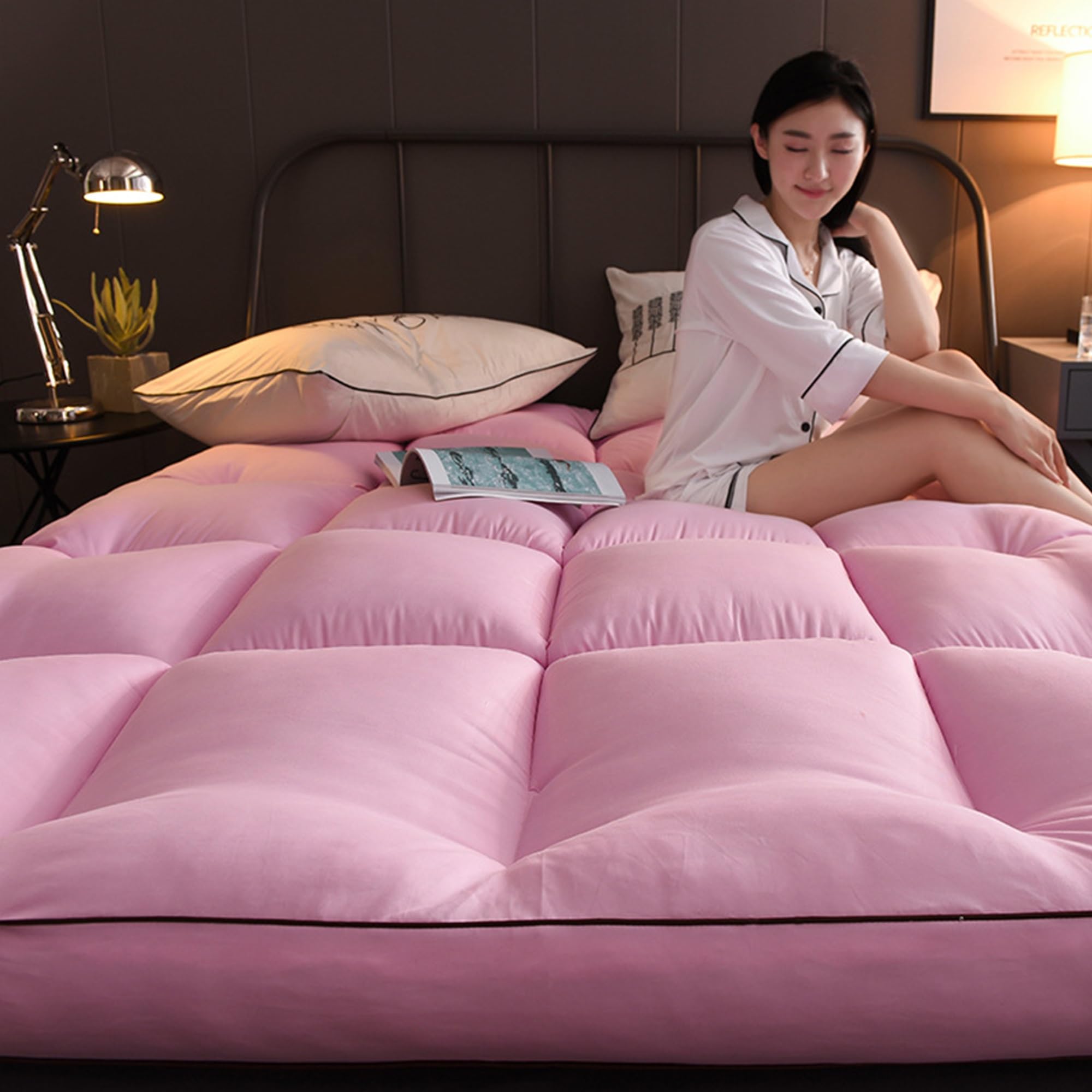 Futon Mattress Full Size, Upgraded Ultra Soft Fluffy Japanese Futon Mattress Roll Up Foldable Mattress Single Double Portable Mattress- Easy to Store and Portable (Color : Pink, Size : 135x200cm)