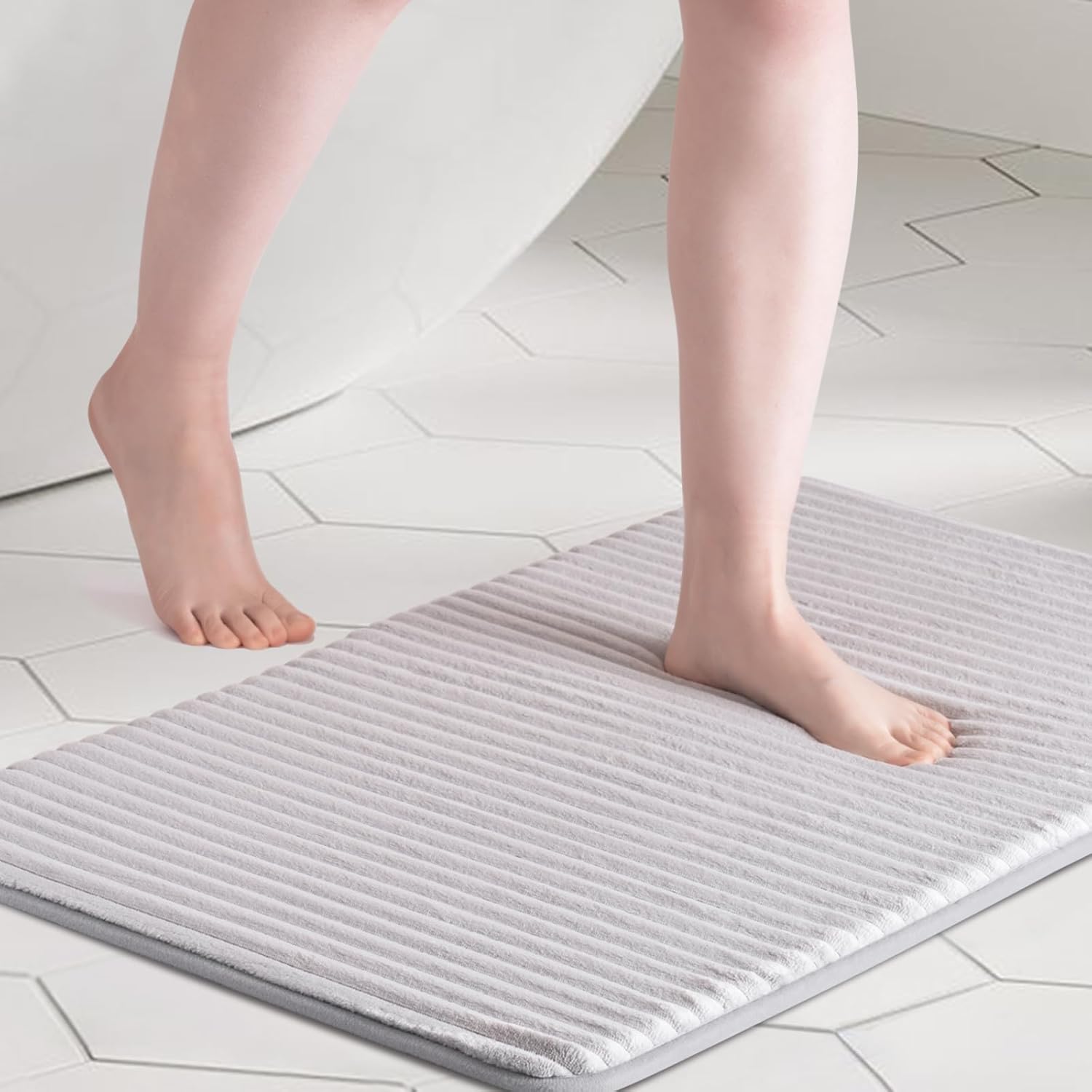 FRESHMINT Ultra Soft Charcoal Infused Memory Foam Bath Mat