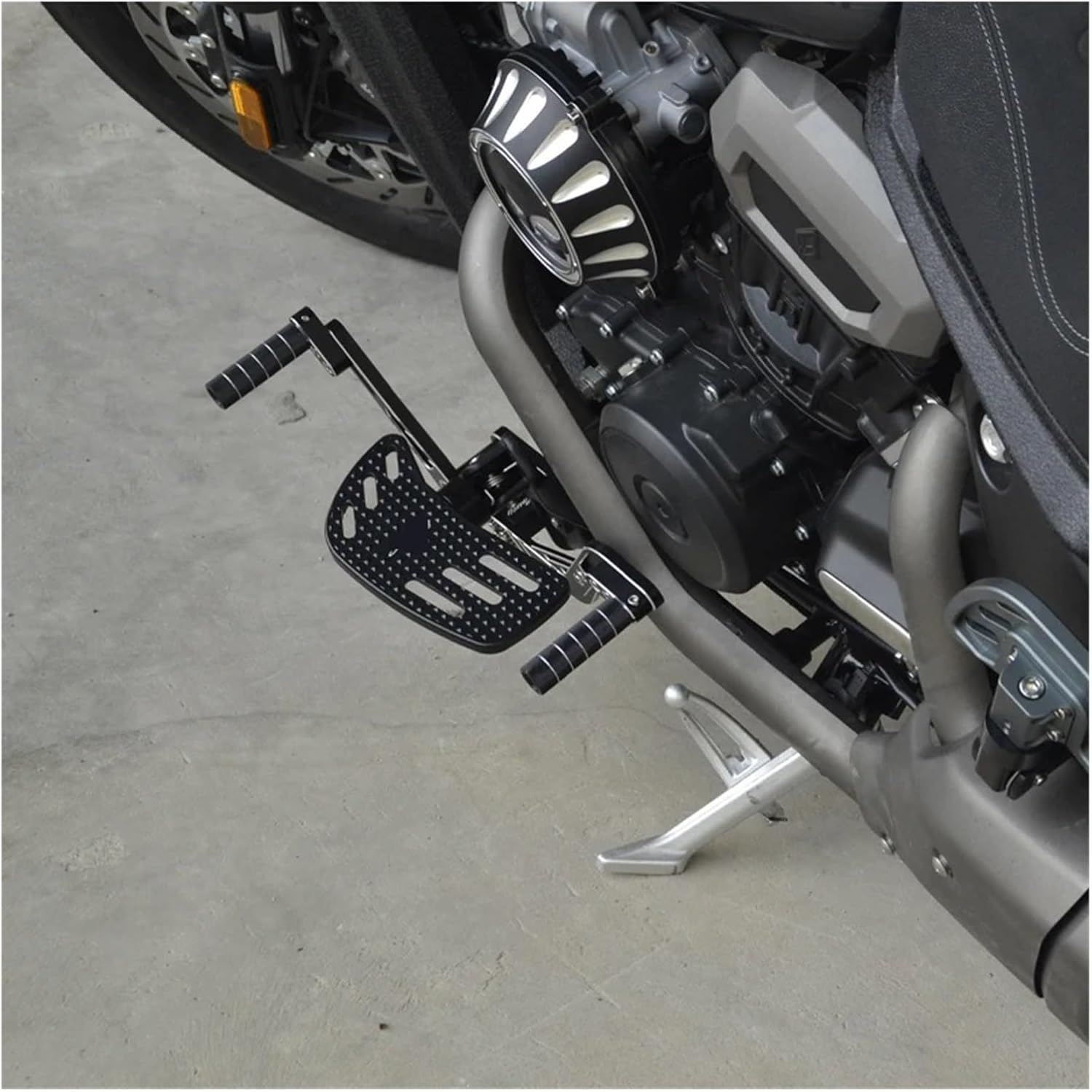 1 Set Modified Front And Rear Foot Pedals, Gearshift Brake Pedal, Wider Aluminium Alloy Non-slip Foot Pedal Pedaleira Moto(Black)