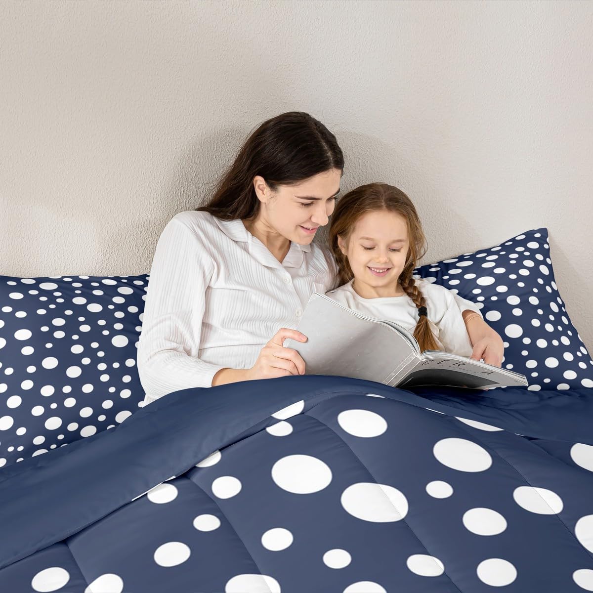 Manfei White Polka Dots Comforter Set Toddler Size 2 Pcs,French Style Cute Dots Print Bedding Set,Geometric Circles Navy White Simple Quilt Set for Child Bedroom,1 Pillowcase