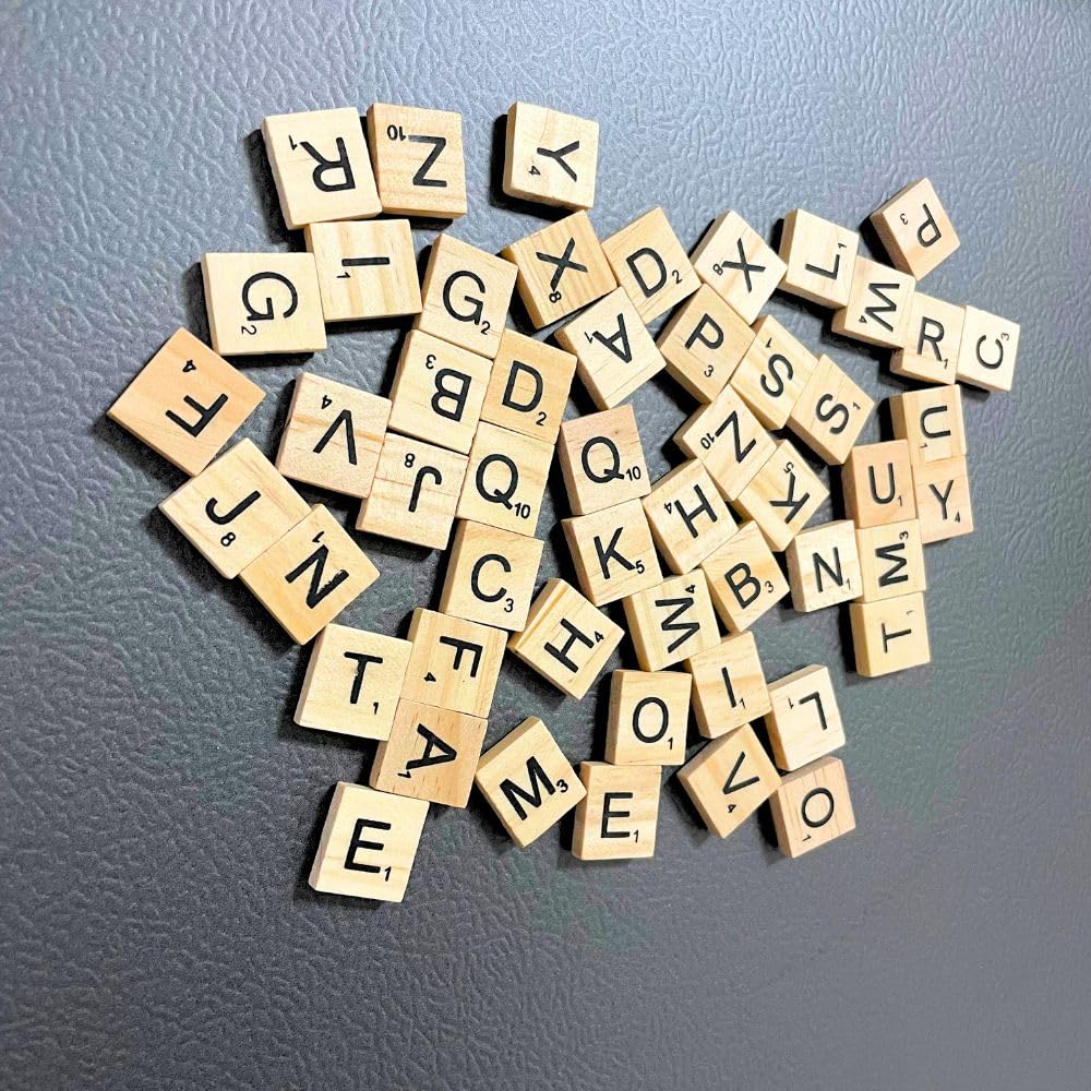 YJ PREMIUMS 100 piezas de letras magnéticas de madera, imanes grandes cuadrados de madera, letras del alfabeto, piezas magnéticas para nevera, refrigerador, pared, diversión de aprendizaje, tablero de