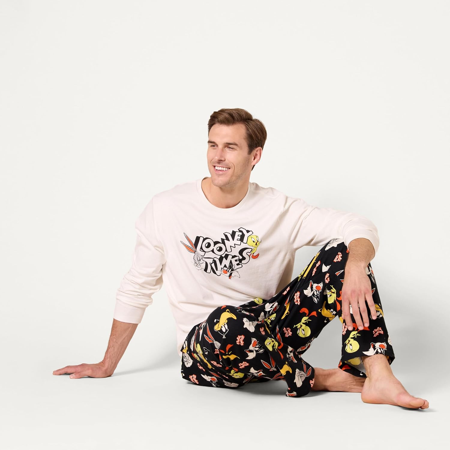 Amazon Essentials Men's Flannel Pant and Long-Sleeve T-Shirt Pajama Set - Image 7