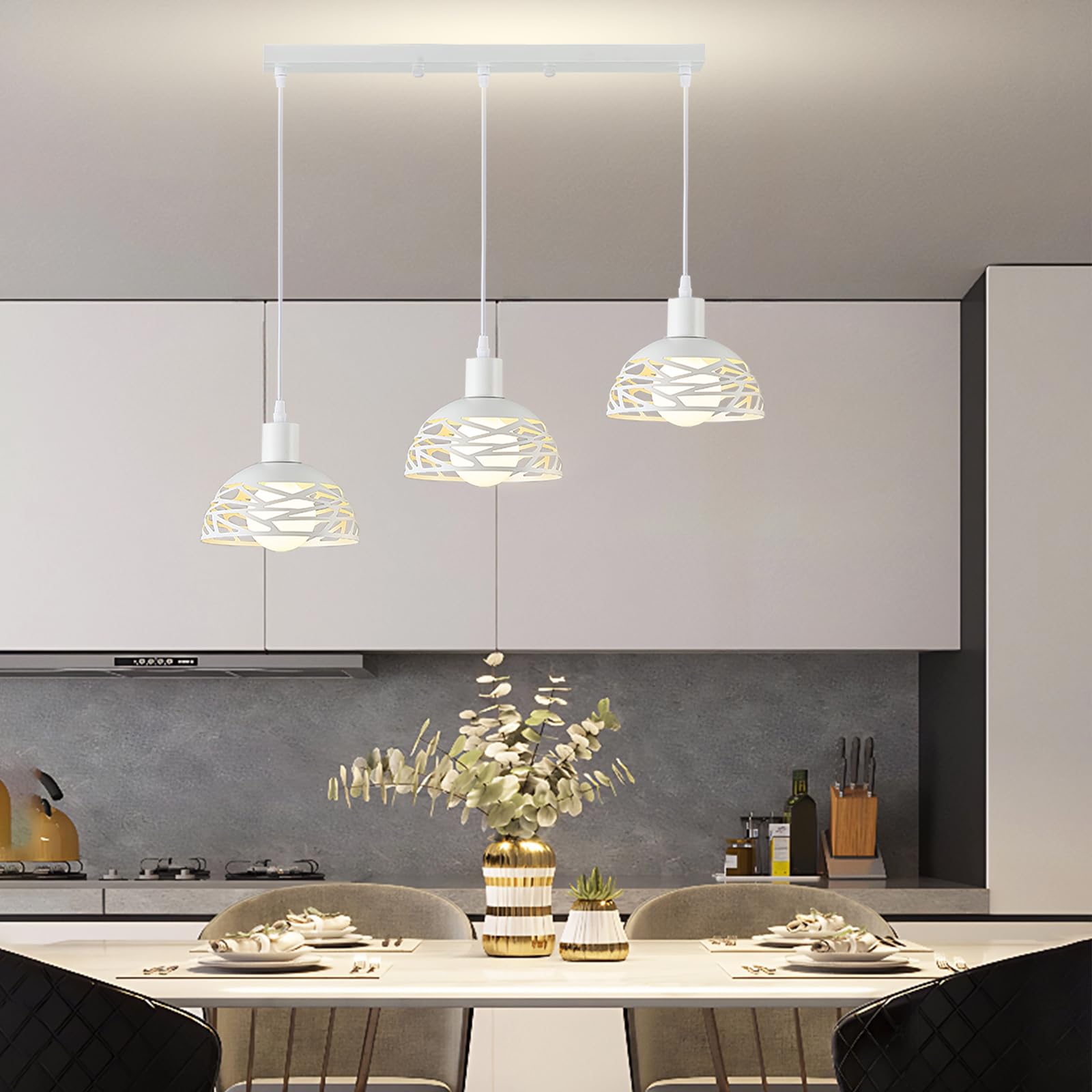 Lampadario a Sospensione Moderno Industriale, 3 Luci E27 in Metallo RitagliatoØ18 Lampada a Sospensione Vintage per Cucina Isola Tavolo da Pranzo (Bianco Base Lunga)