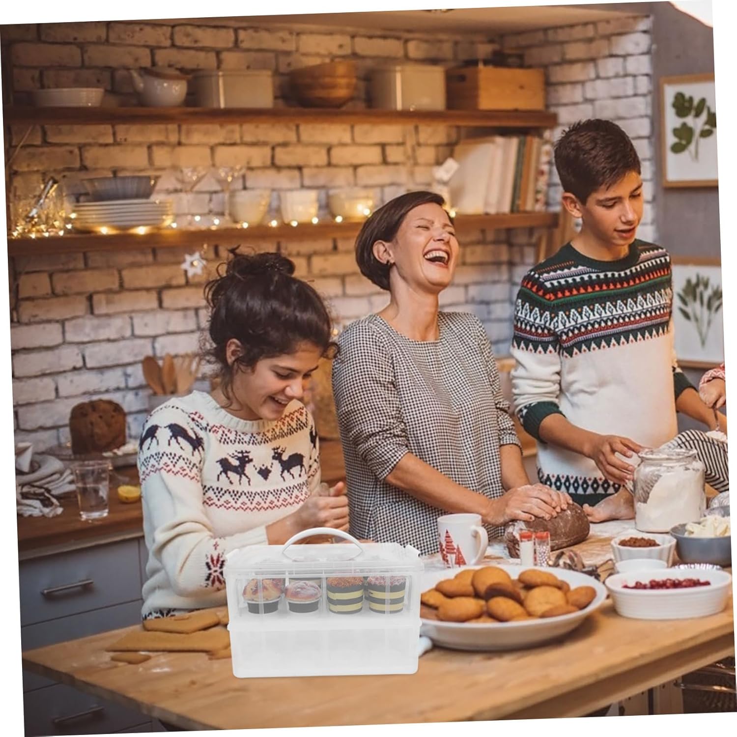 Baking Packing Box Stylish Handheld Cake Carrier for Transporting and Displaying Desserts Two Design Holds Transparent Storage for Freshness for Events and Celebrations