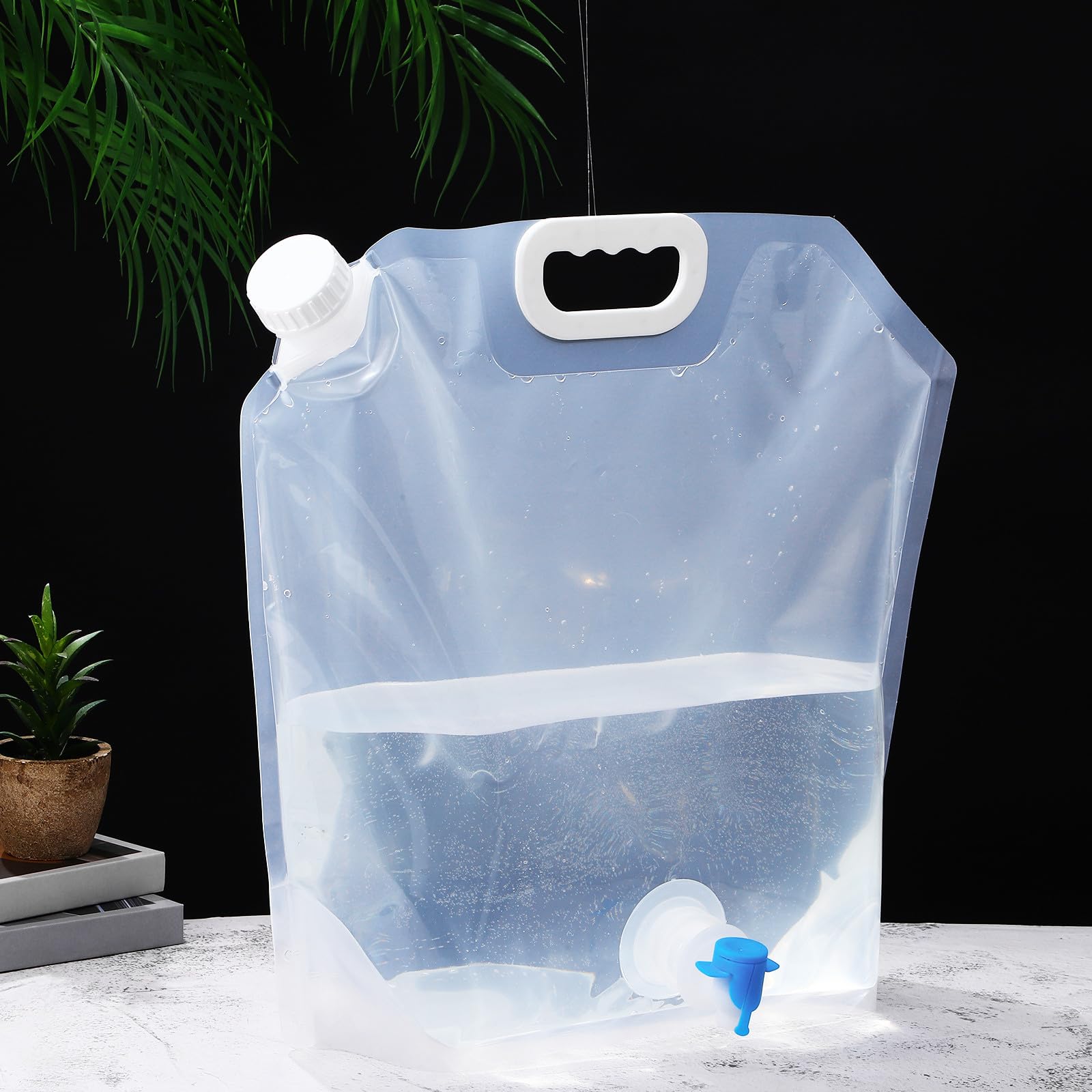 4 Stück Klappbare Wasserbehälter mit 10l Kapazität und Ausgießer Faltbare Wasserflasche aus Pe mit Tragegriff für Sommerferien Camping und Outdoor