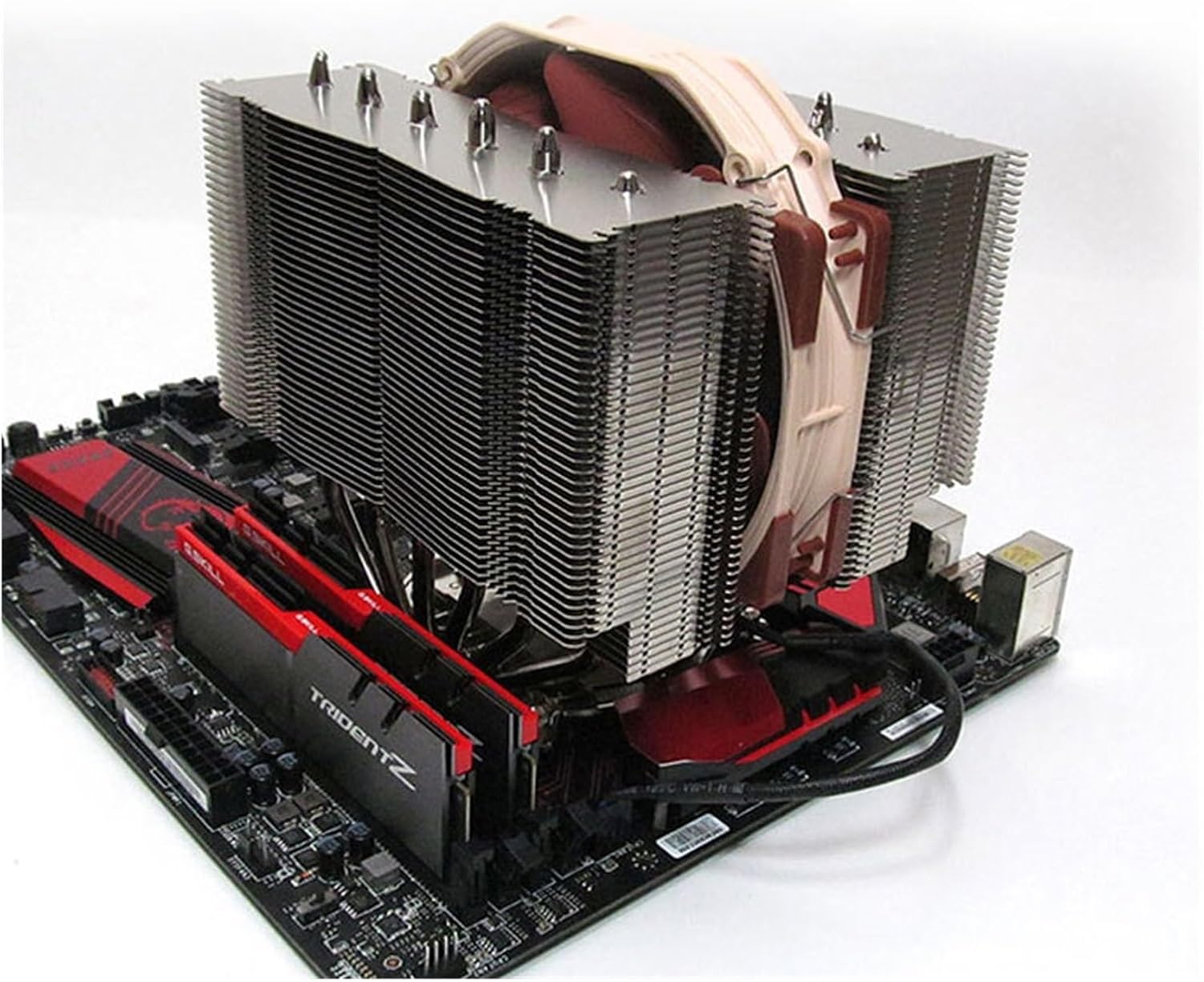 NH-D15S CPU Cooler, 6 Heat Pipes, Dual Towers, Ultra-Quiet, Multi-Platform 1151/2011/AMD/dual Fan A15PWM