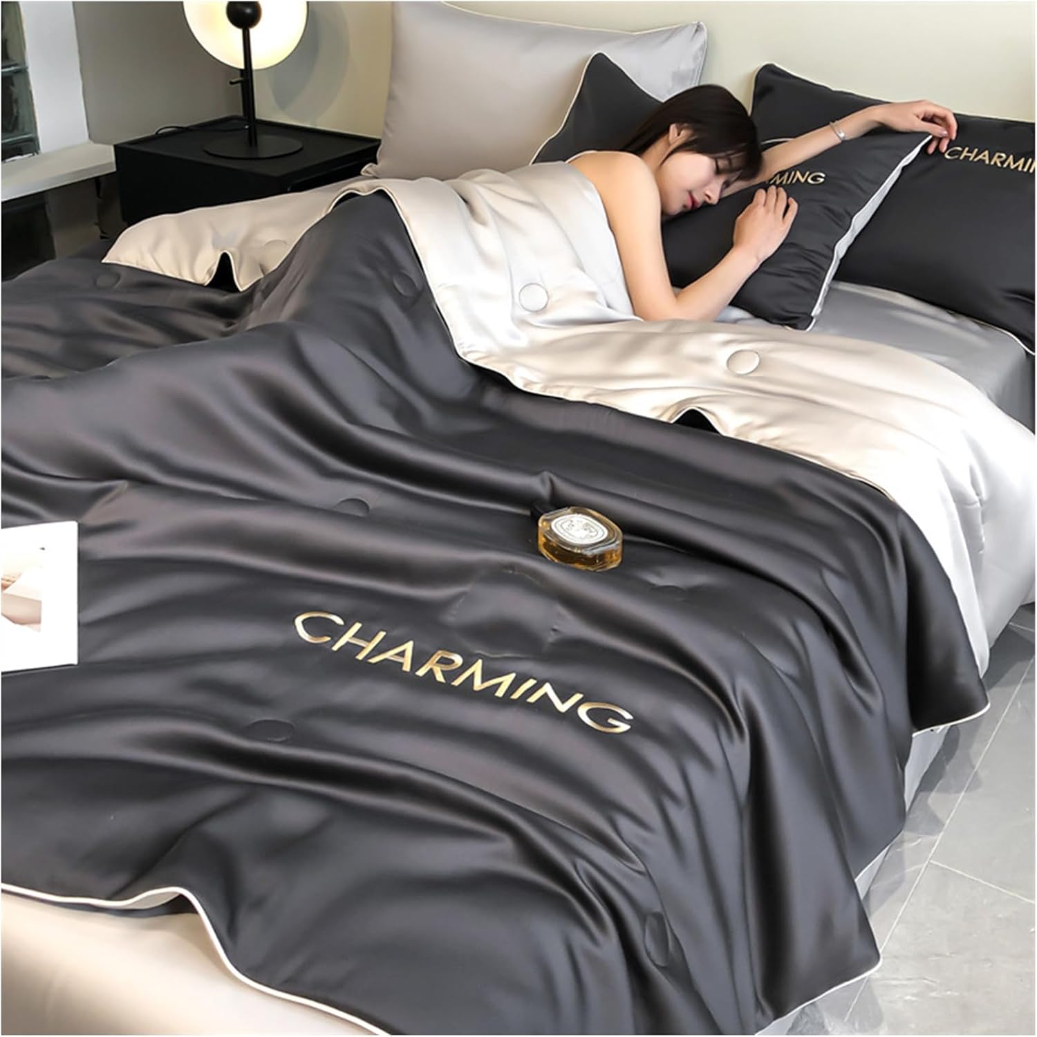 Summer Simple Ice Silk Quilt Ice Silk Quilt, Washable Ice Silk Simple Air Conditioning Quilt Blanket, Lightweight & Comfortable Cooling Quilt(D,150x200cm)