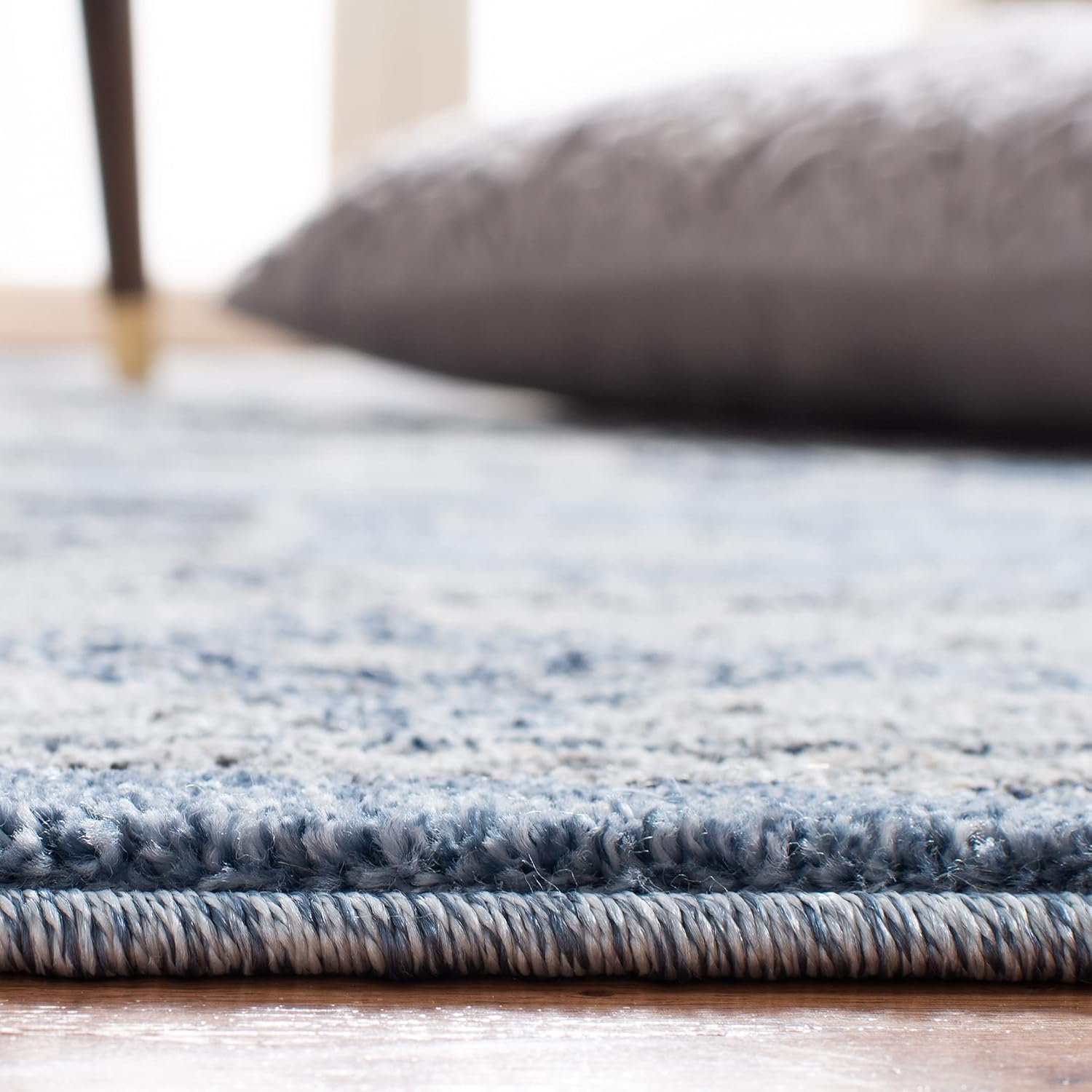 SAFAVIEH Charleston Collection Runner Rug - 2' x 8', Blue & Grey, Oriental Medallion Design, Non-Shedding & Easy Care, Ideal for High Traffic Areas in Living Room, Bedroom (CHL431M)