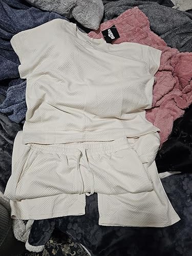 Top was a bad fit, but pants fit perfect