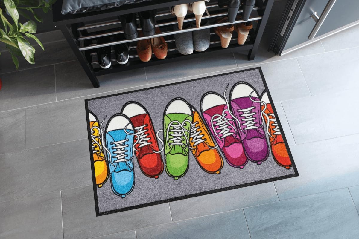 Salonloewe Fussmatte Bunte Turnschuhe I Schmutzfangmatte & Fußabtreter für Innen 50 x 75 cm