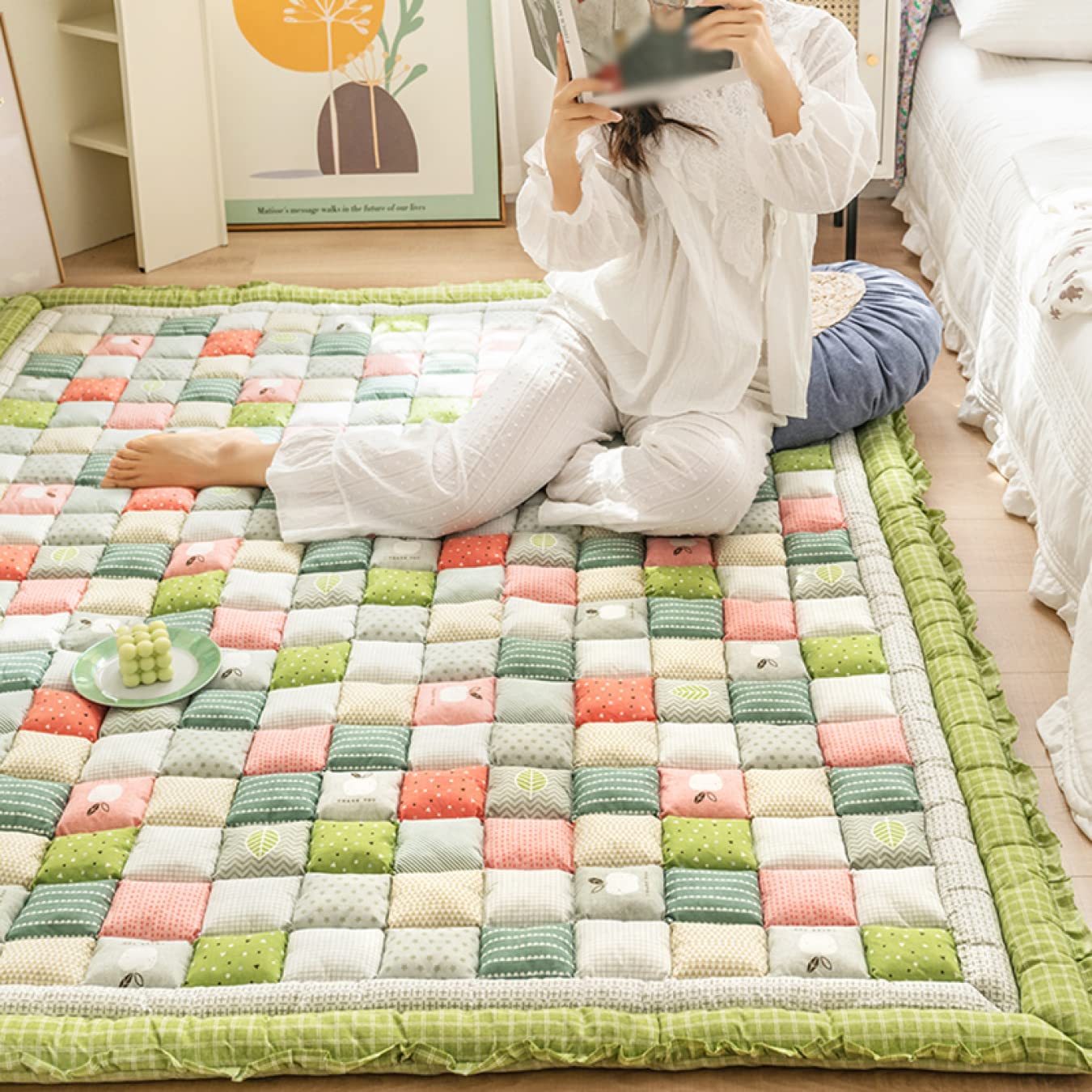 刺繍キルト　ラグ　カーペット　マット　ベッドカバー Amazon｜[NHYGDY] ラグ マット 洗える キルト カーペット 50x50cm 夏用