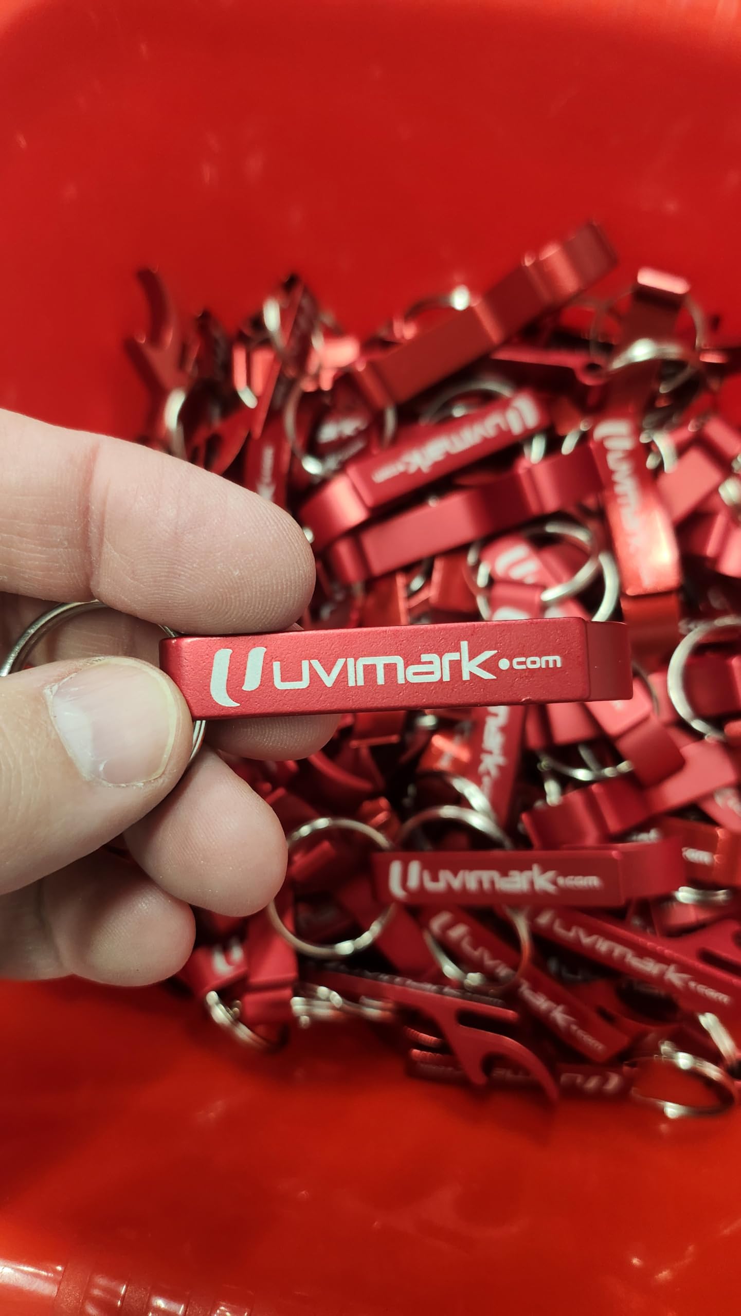 Uvimark - 50 Llaveros Abrebotellas Personalizados Para Regalos de Boda, Regalos de Empresa, Detalles Personalizados, Promociones, Eventos, Celebraciones