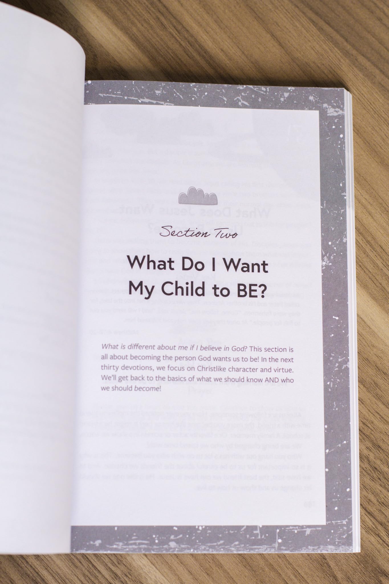 Bedtime Family Devotional: 90 Devotions to Help Your Family Love and Live for God - Image 4