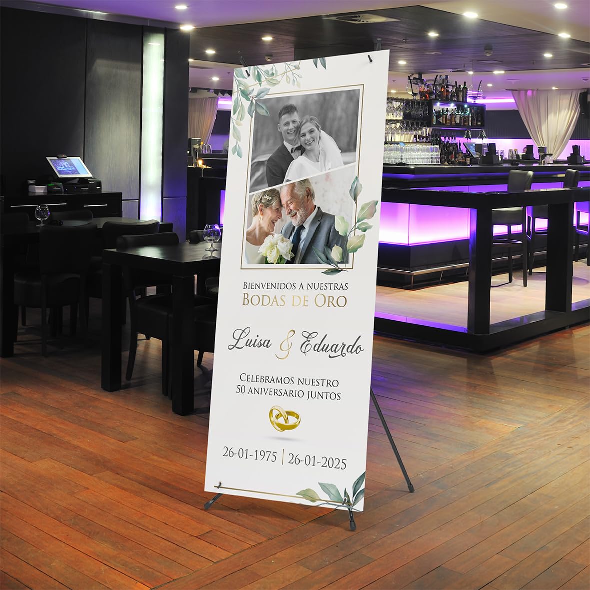Photocall Bodas de Oro Personalizable con Fotos y Texto - Cartel Personalizado con Estructura Xbanner - Ideal para Decoracion del 50 Aniversario de Bodas de Oro o Regalo Aniversario (Modelo 1)