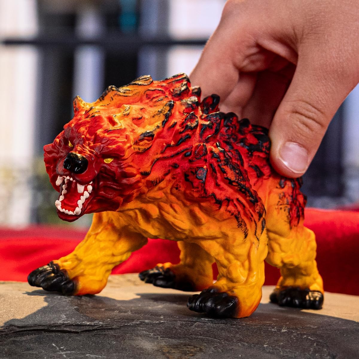 schleich ELDRADOR | BattleCave Ours de Lave 42732 | dès 6 Ans | 31 pièces | Coffret avec caverne, monstre et cristal | fonction de tir et piège articulé | cavernes empilables pour arène