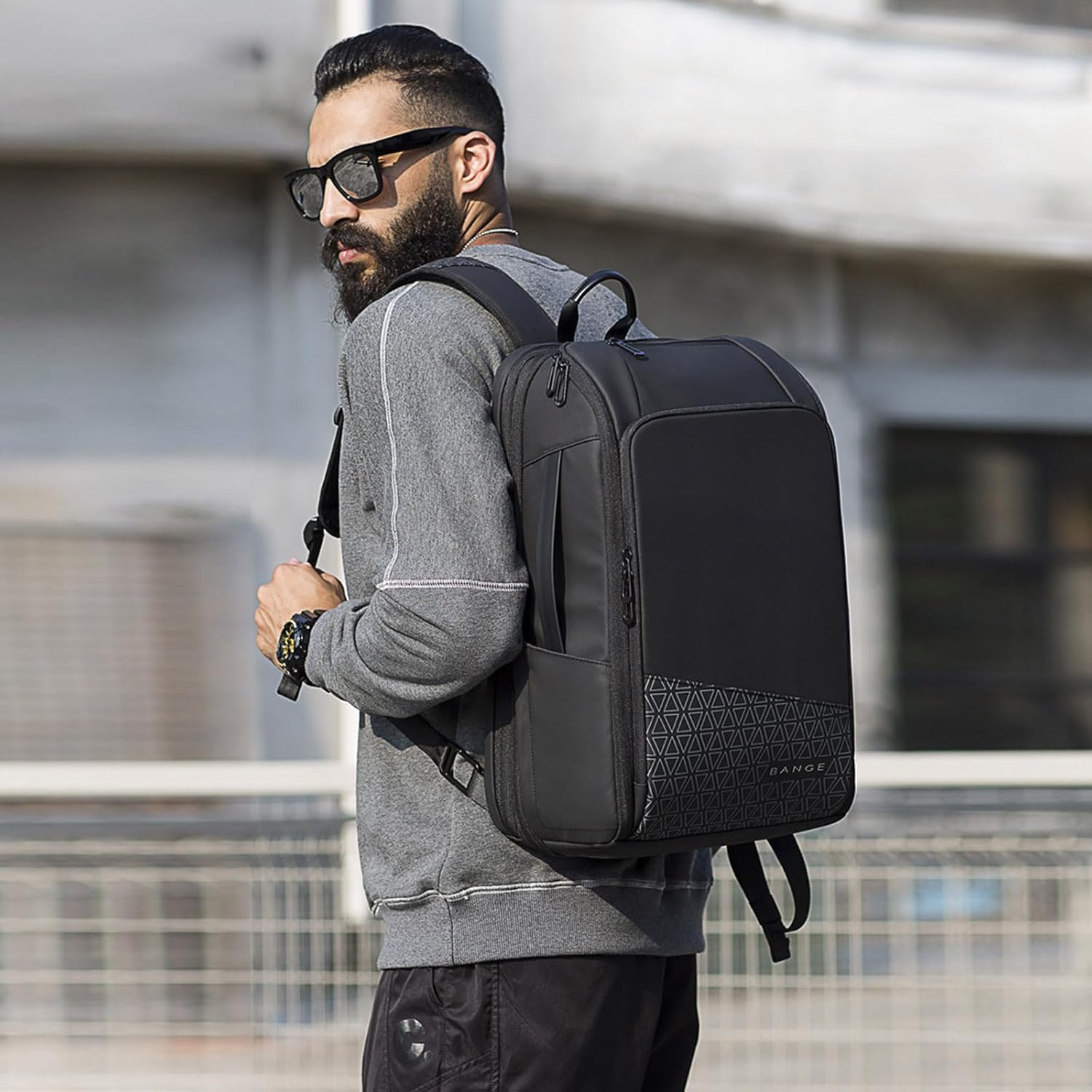 FANDARE 45L Expandable Travel Backpacks Weekender Carry On Backpack Flight-Approved Expandable Business Backpack with USB Charging Port College Rucksack Men Women for 17.3 inch Laptop Black