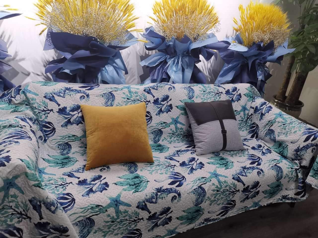 Coastal Bedding Set - Queen Size Reversible Quilts & Coverlet, Soft & Lightweight, Tropical Design, Aqua