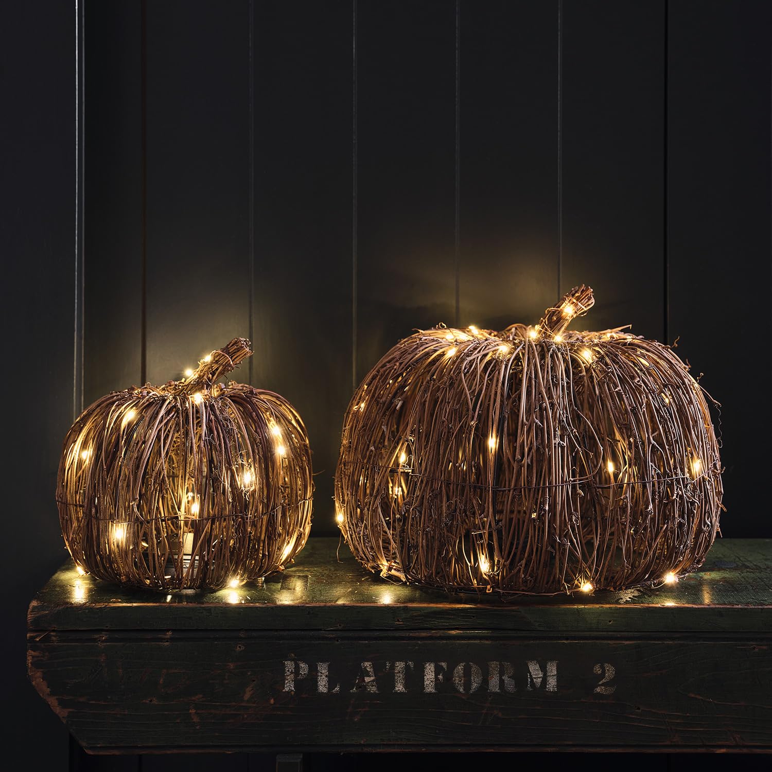 Recitem Halloween Holzdekoration Mit LED Licht - Spukhaus & Kürbis Set Für Innen & Außen