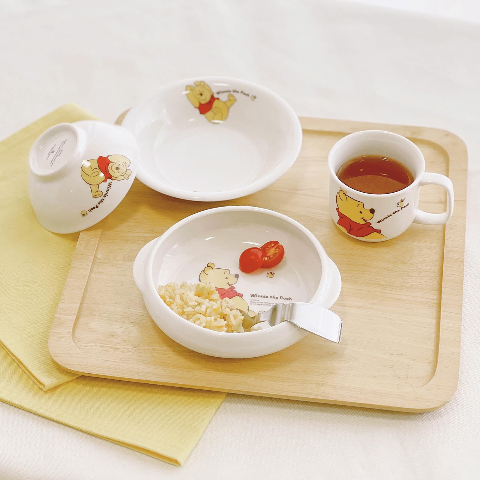 Amazon｜ディズニー 「 くまのプーさん 」 皿 カレー皿 UDボウル M