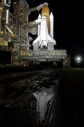 Póster laminado de 24 x 36 pulgadas: Endeavor Space Shuttle Rollout Launch Pad Pre-lanzamiento Astronauta Misión Exploración Nave espacial Cohete