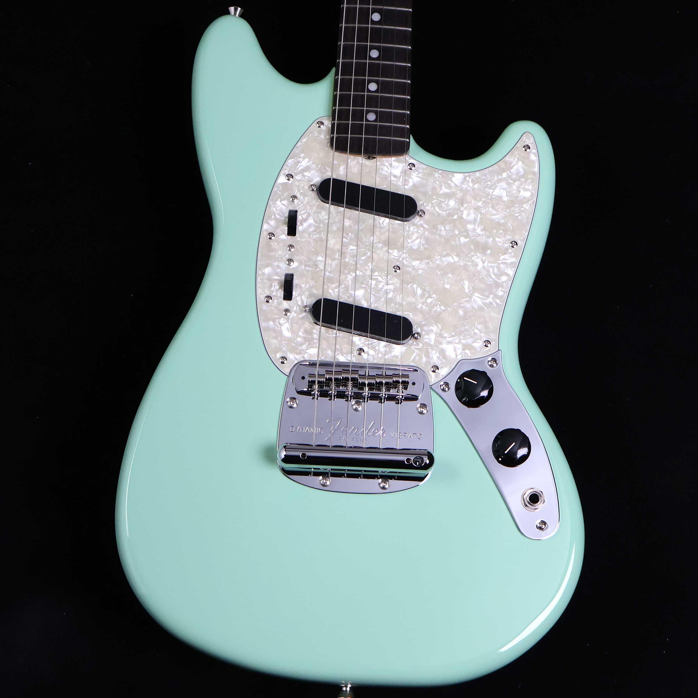 Amazon | Fender Made in Japan Traditional 60s Mustang Rosewood