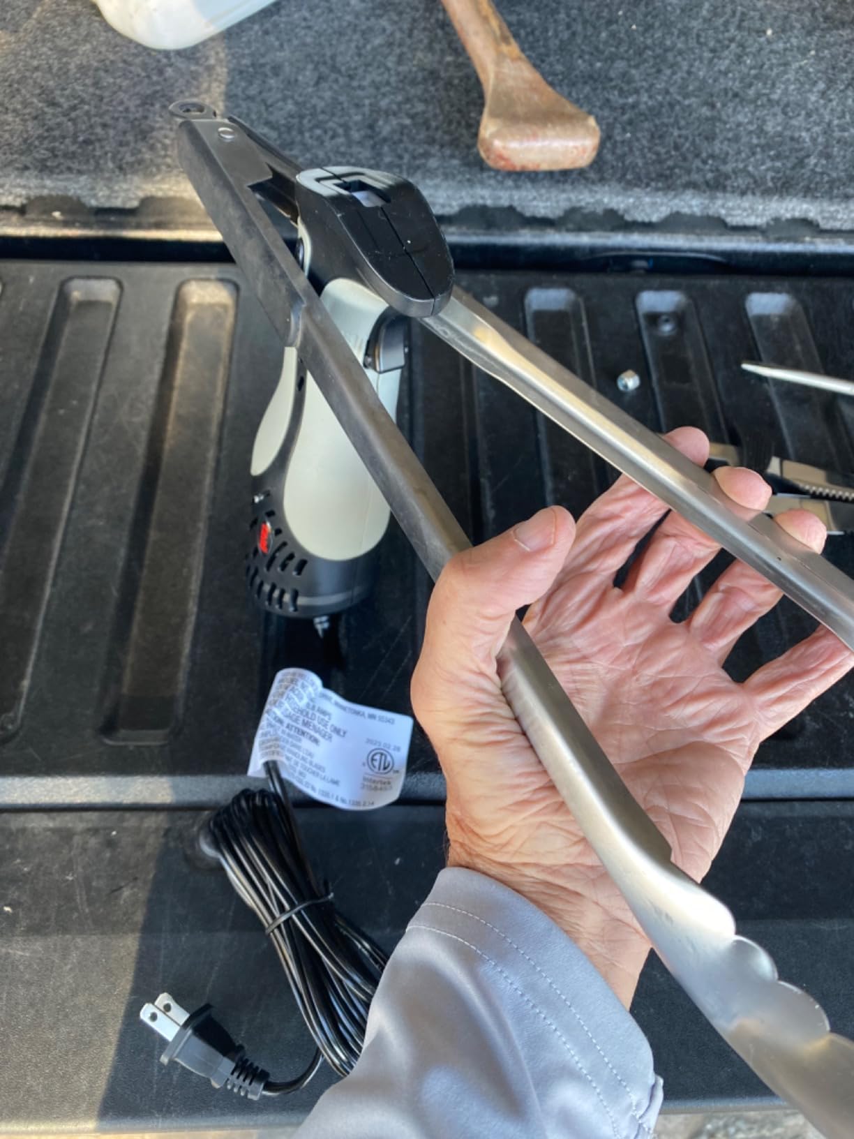 Like item but not blade removal