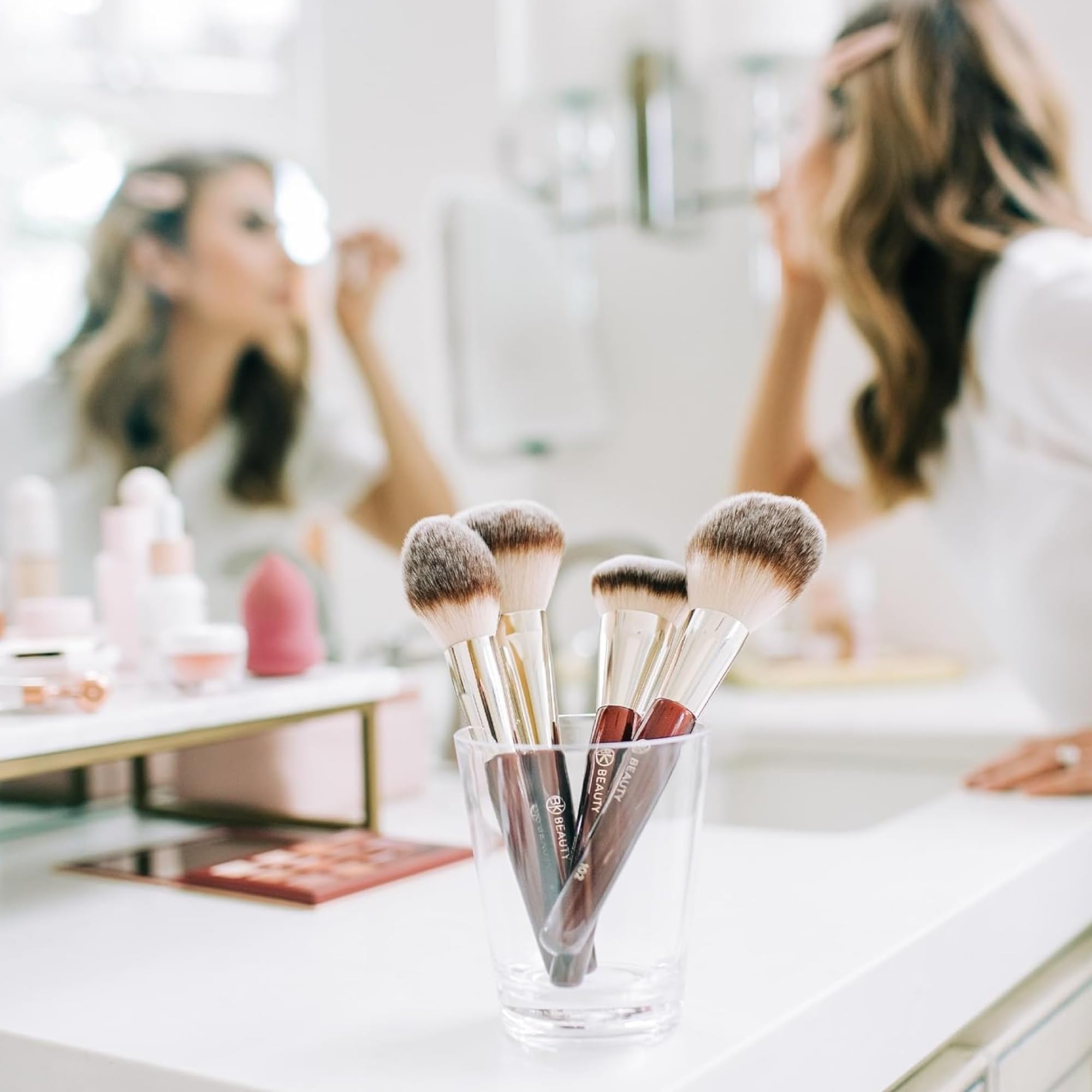 BK BEAUTY Essentials - Juego de brochas de maquillaje (4 unidades), 100% libres de crueldad, veganas, suaves, con 4 brochas faciales