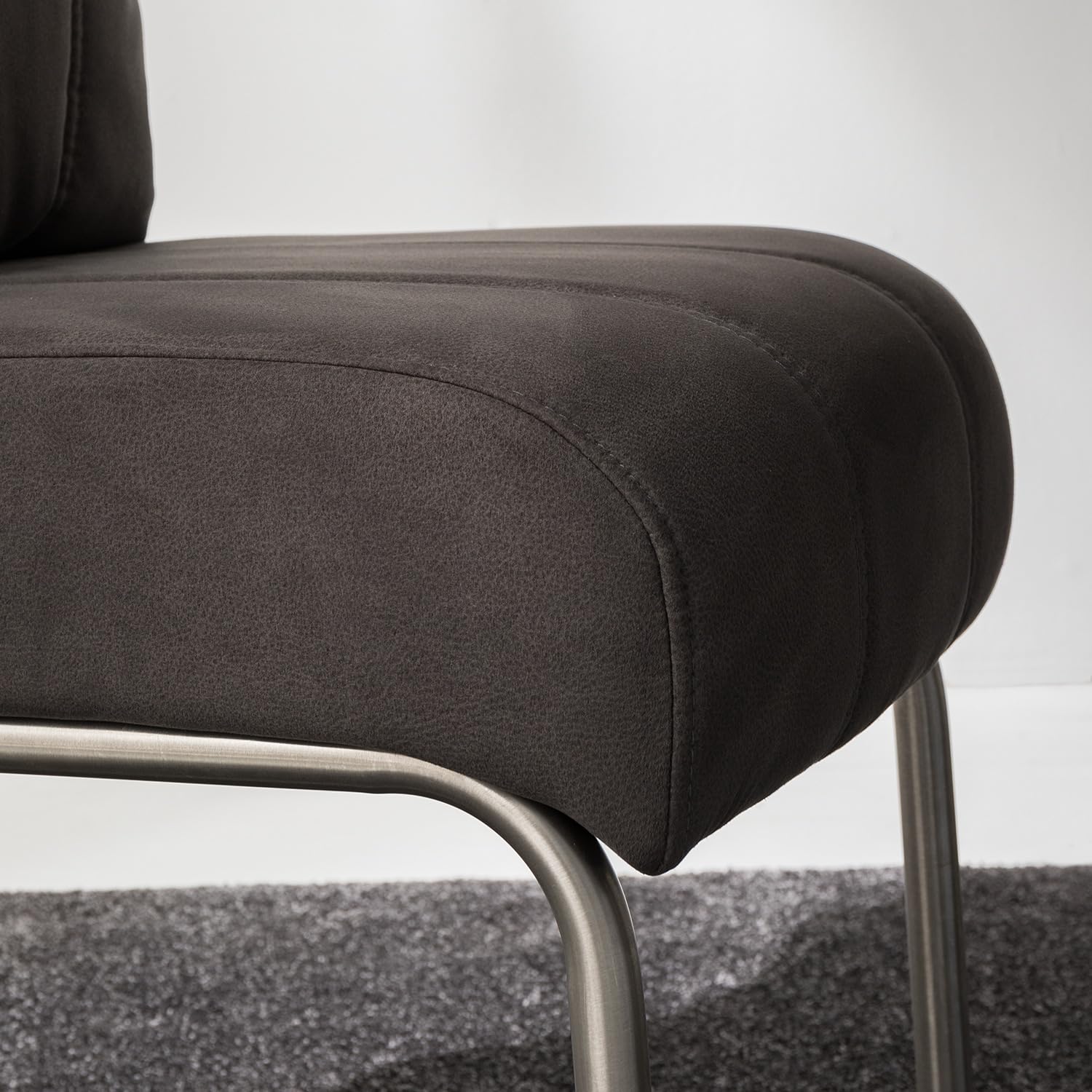 home24 Freischwinger 2er-Set | Microfaser Vintage| Edelstahlgestell gebürstet | Schwingfunktion für ergonomisches Sitzen | Esszimmer und Büro