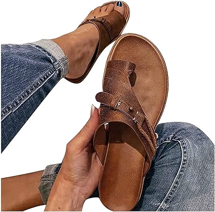 comfortable wide width sandals