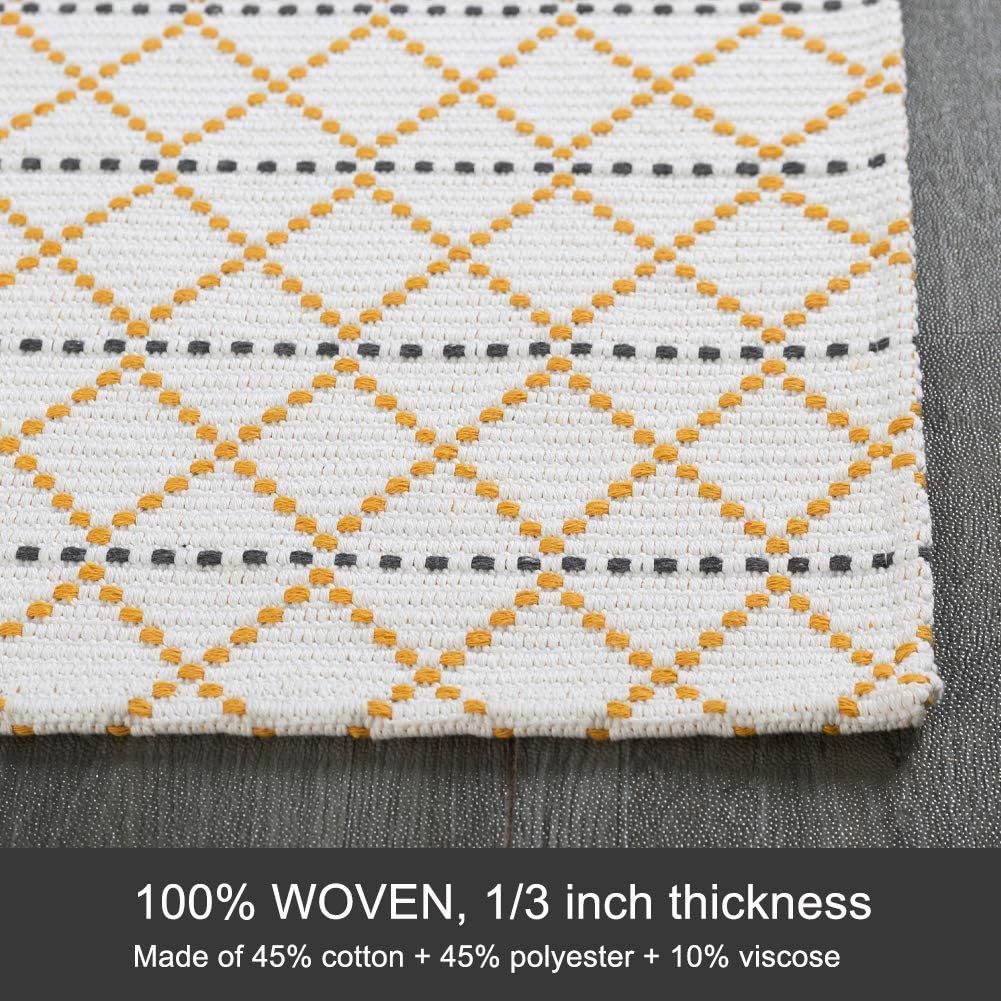 idee-home Boho Bathroom Rug, Boho Rug Kitchen Runner Washable Bath Rug, Woven Small Cotton Bohemian Tribal Farmhouse Tassel Moroccan Boho Bath Mat for Bedroom Hallway 2'x6'