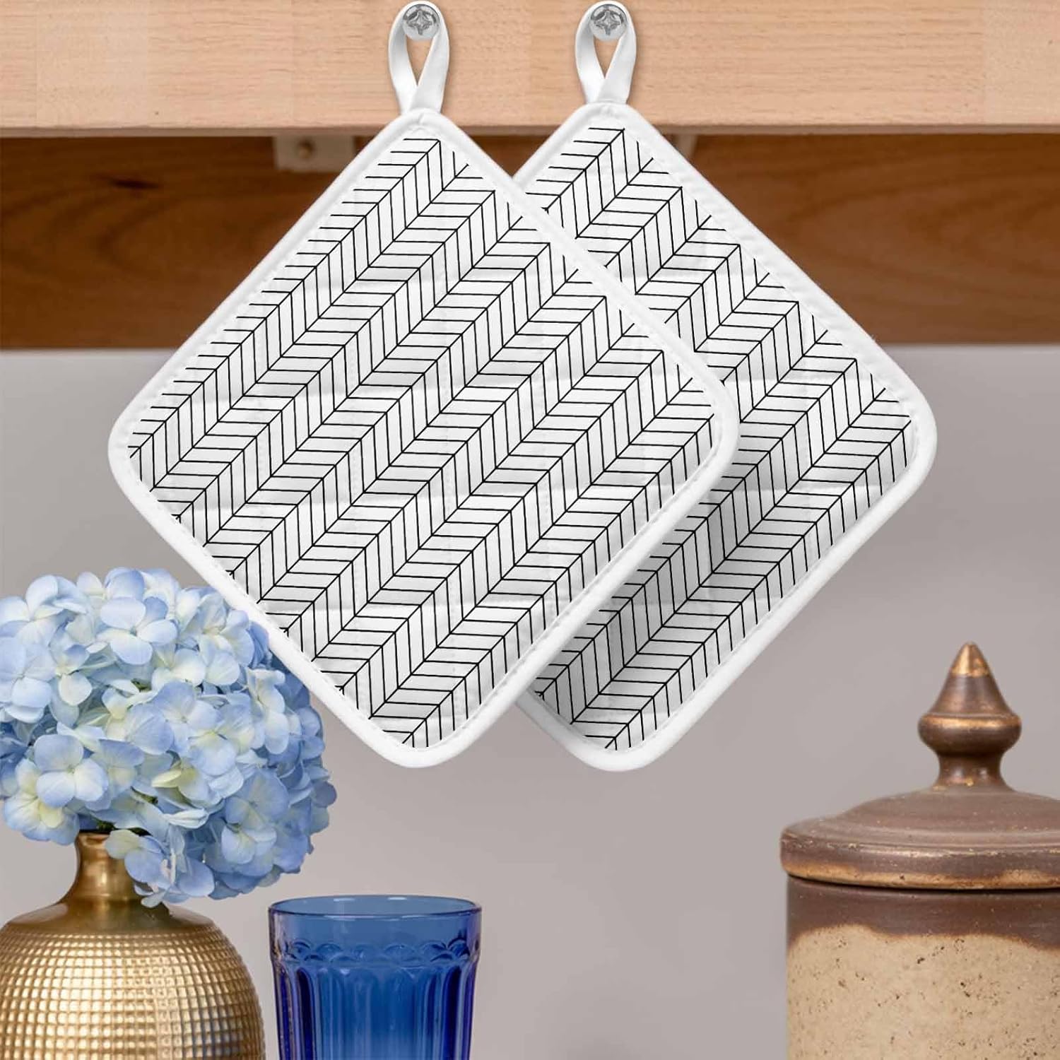 White Geometric Pot Holders for Kitchen Heatproof Potholder, 5 Pack Modern Minimalism Black Striped Lines Hot Pads Multipurpose Oven Pads Cloth Potholders Trivet for Cooking Baking