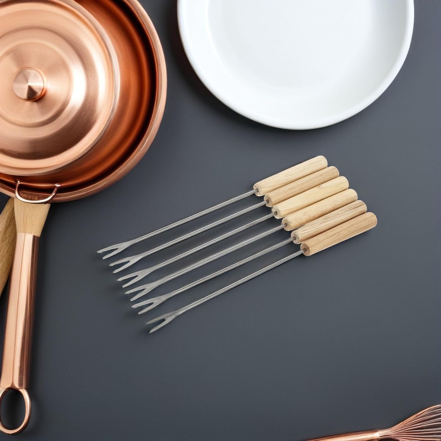 Toyvian 18pcs Cheese Fondue Forks Set with Wooden Handles, Stainless Steel Skewers for Kitchen and Party, Candy Dipping Utensils for Gatherings and Events