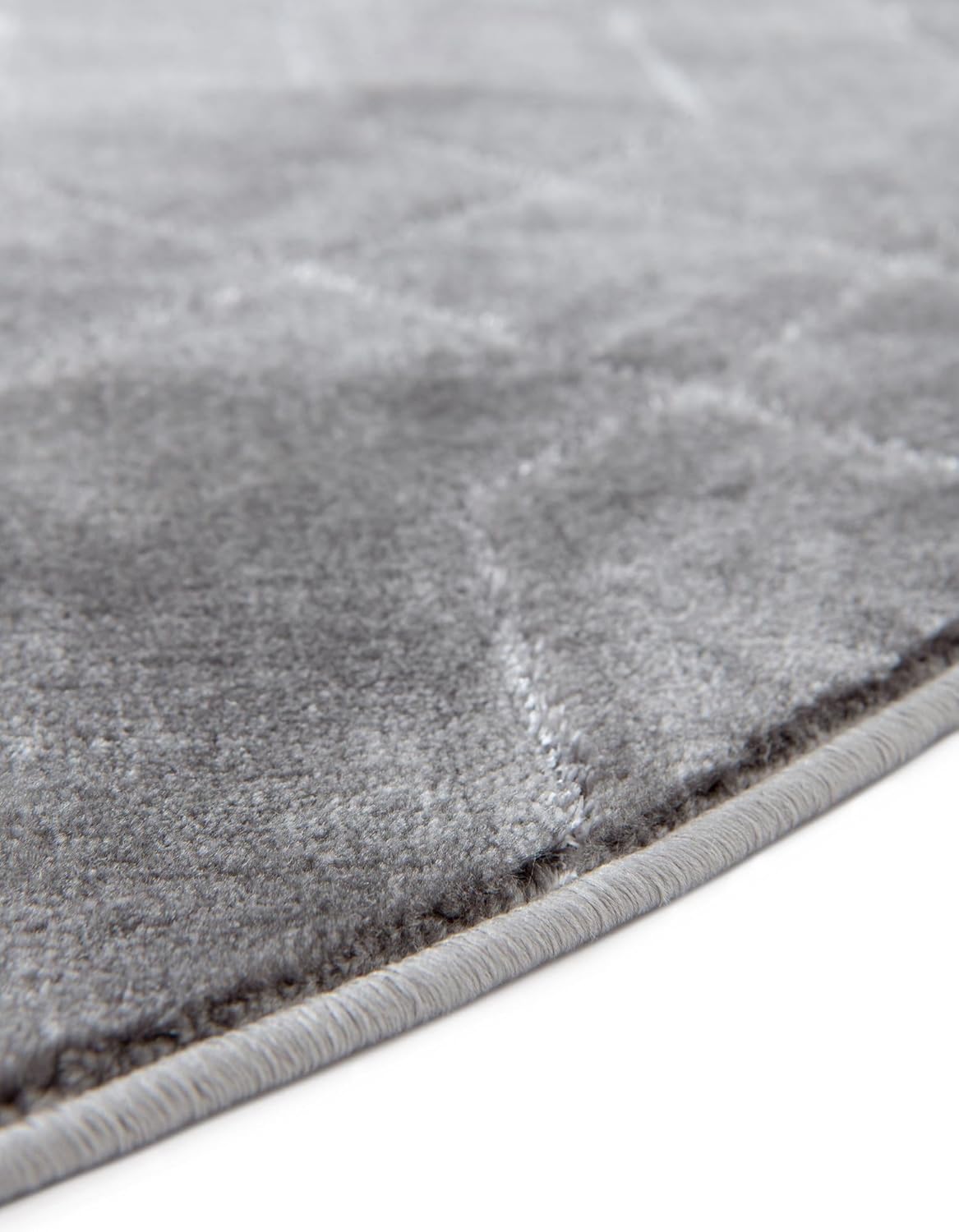 Rugs.com Glam Collection Rug – 5 Ft Round Gray Silver Medium-Pile Rug Perfect for Kitchens, Dining Rooms