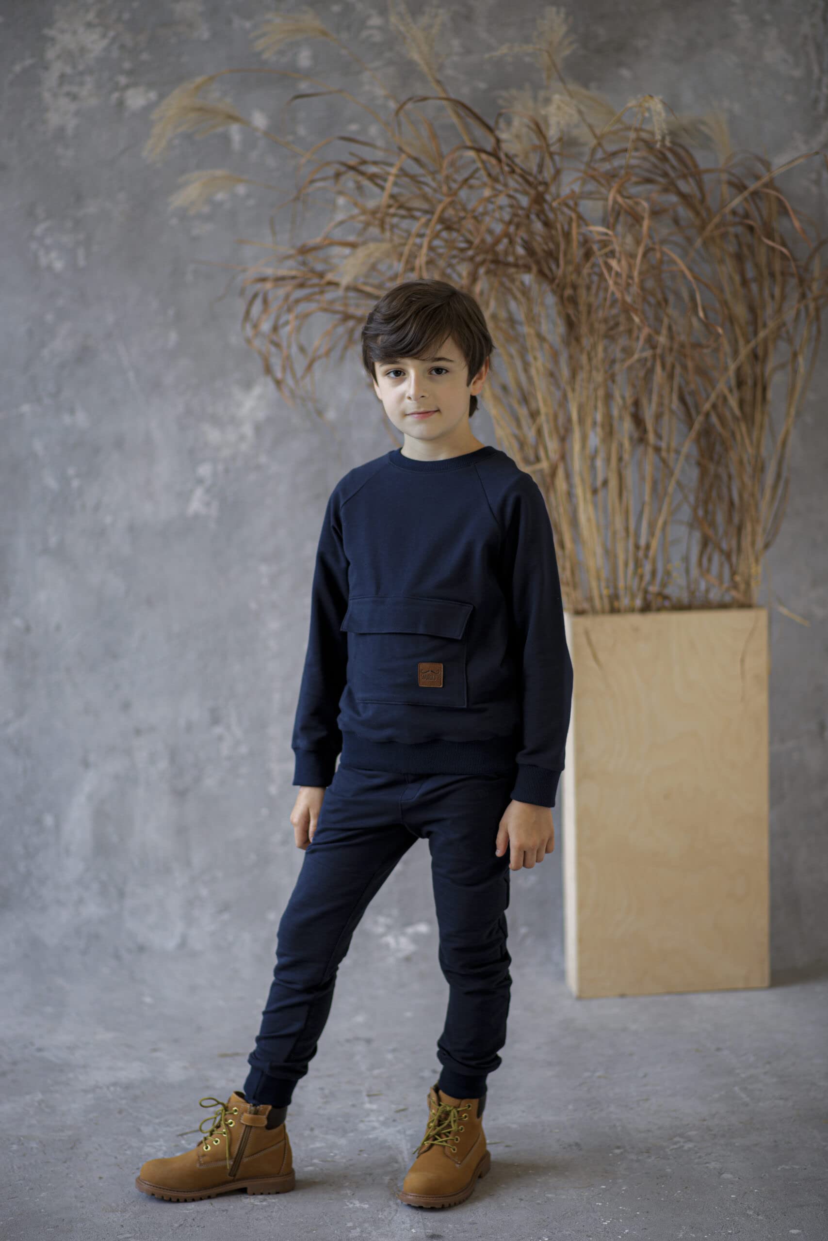 Smart&Cute 'STUDENT' Dres treningowy ręcznie robiony, ekologiczny materiał. Idealny do szkoły lub na zewnątrz. Kombinezon dla chłopców, dziewcząt, unisex, wygodny na zewnątrz/wewnątrz, dzieci, do szkoły, na czas wolny., grantowy, 116