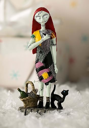 Miniatura 2 de Department 56 Disney The Nightmare Before Christmas Village Accessories - Figura de cita nocturna de Sally, 3.5 pulgadas, multicolor