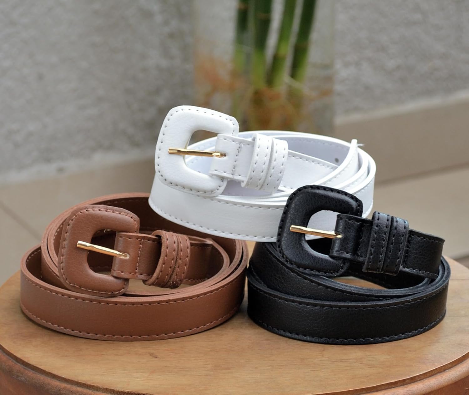 Kit 3 Cintos Feminino Clássico Atemporal Fivela Encapada em promoção! Veja a oferta e mais achadinhos de Cintos & Lenços 2 Hoje é o melhor dia para comprar Kit 3 Cintos Feminino Clássico Atemporal Fivela Encapada com aquele preço maroto! Promoção! Aproveite a oferta! 2