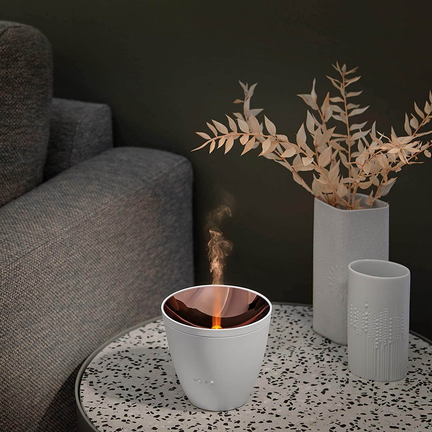 Stadler Form Z-001 Diffuseur d'Arômes Zoe Diffuse des Huiles Essentielles avec un Effet de Flamme Unique, pour une Aromathérapie Relaxante, Blanc