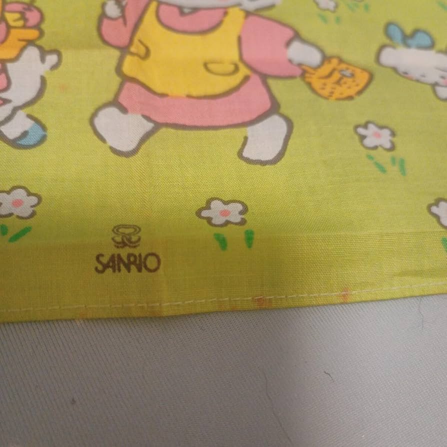 SANRIO　タイニーポエム　風の子さっちゃん　レトロハンカチ SANRIO タイニーポエム 風の子さっちゃん】昭和レトロハンカチ