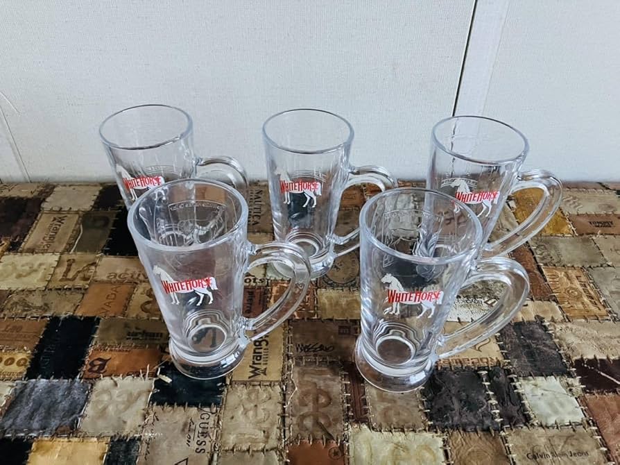 Amazon.co.jp: G90ホワイトホースWHITE HORSE ビールジョッキ